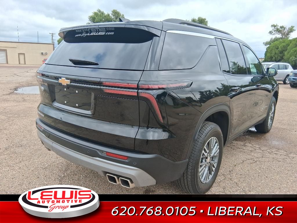 2025 Chevrolet Traverse photo 3