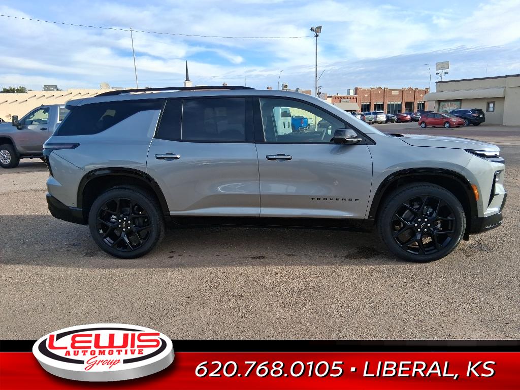 2026 Chevrolet Traverse RS photo 2