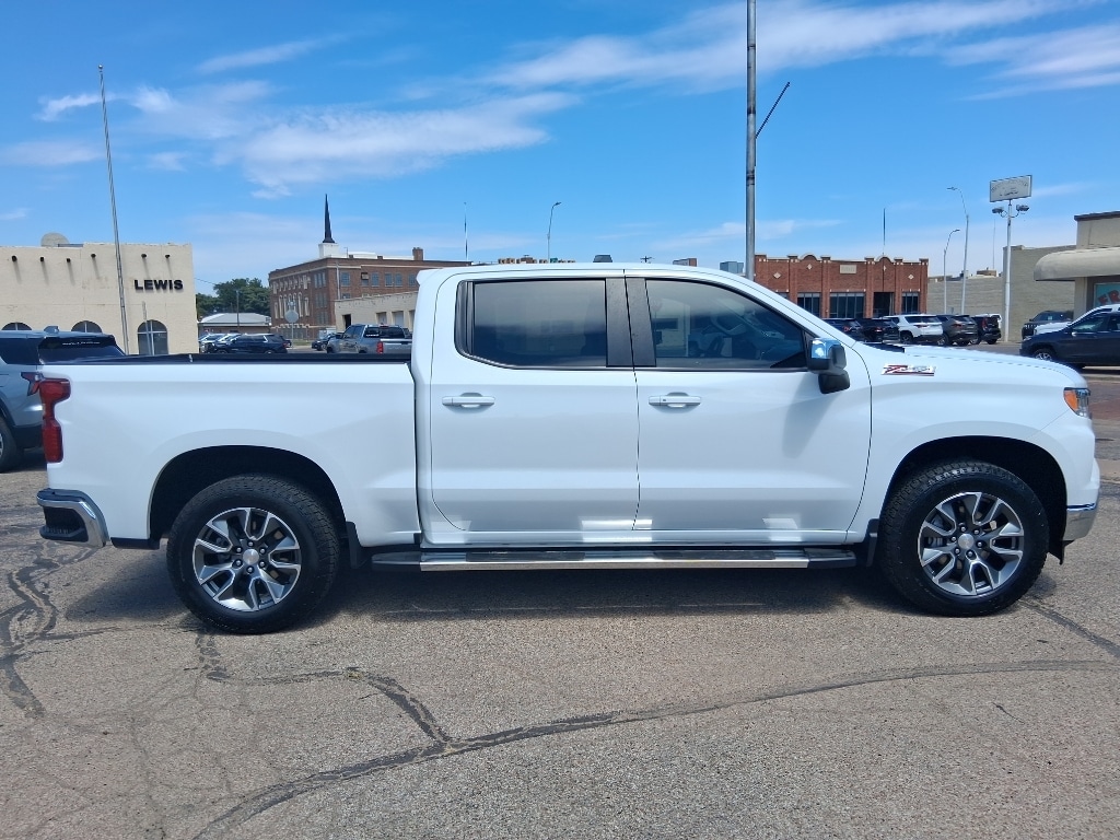 Used 2024 Chevrolet Silverado LT Truck Crew Cab