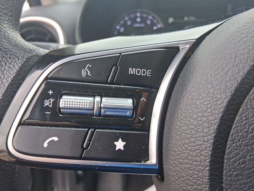 2024 Kia Forte LXS photo 4