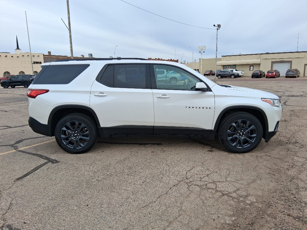 Used 2021 Chevrolet Traverse RS SUV
