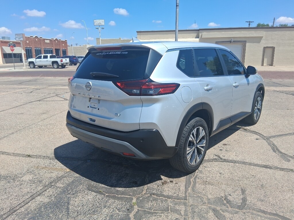 Used 2022 Nissan Rogue SV SUV