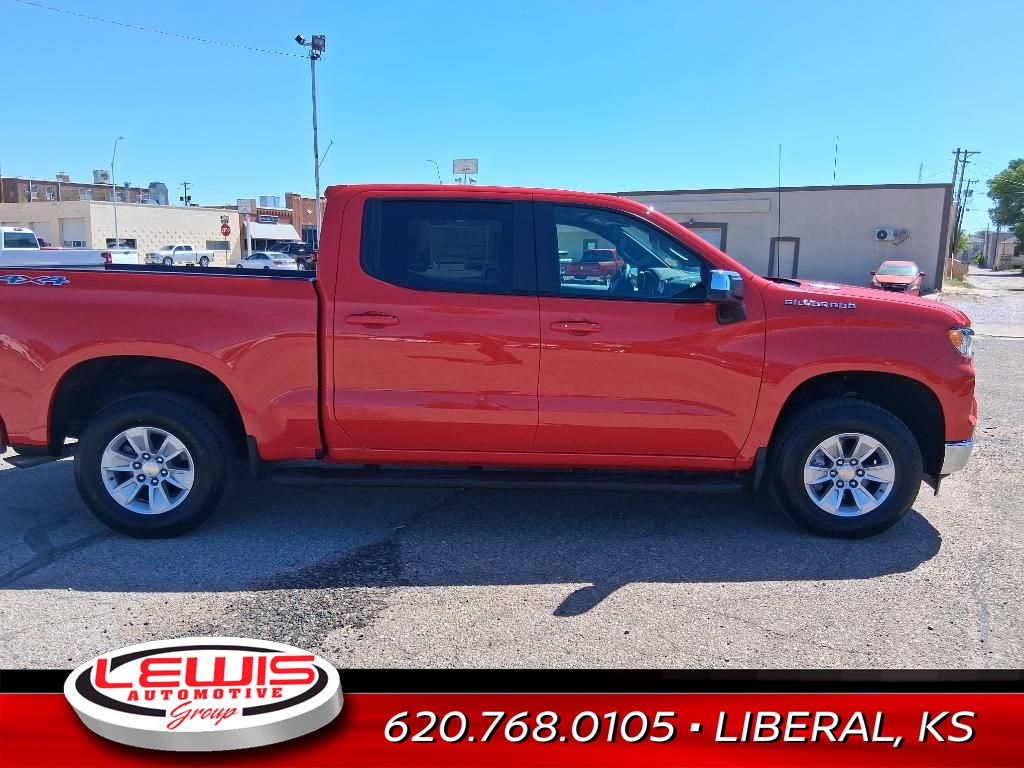 2025 Chevrolet Silverado 1500 LT photo 2
