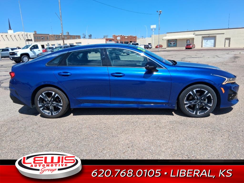 2021 Kia K5 GT-Line photo 2