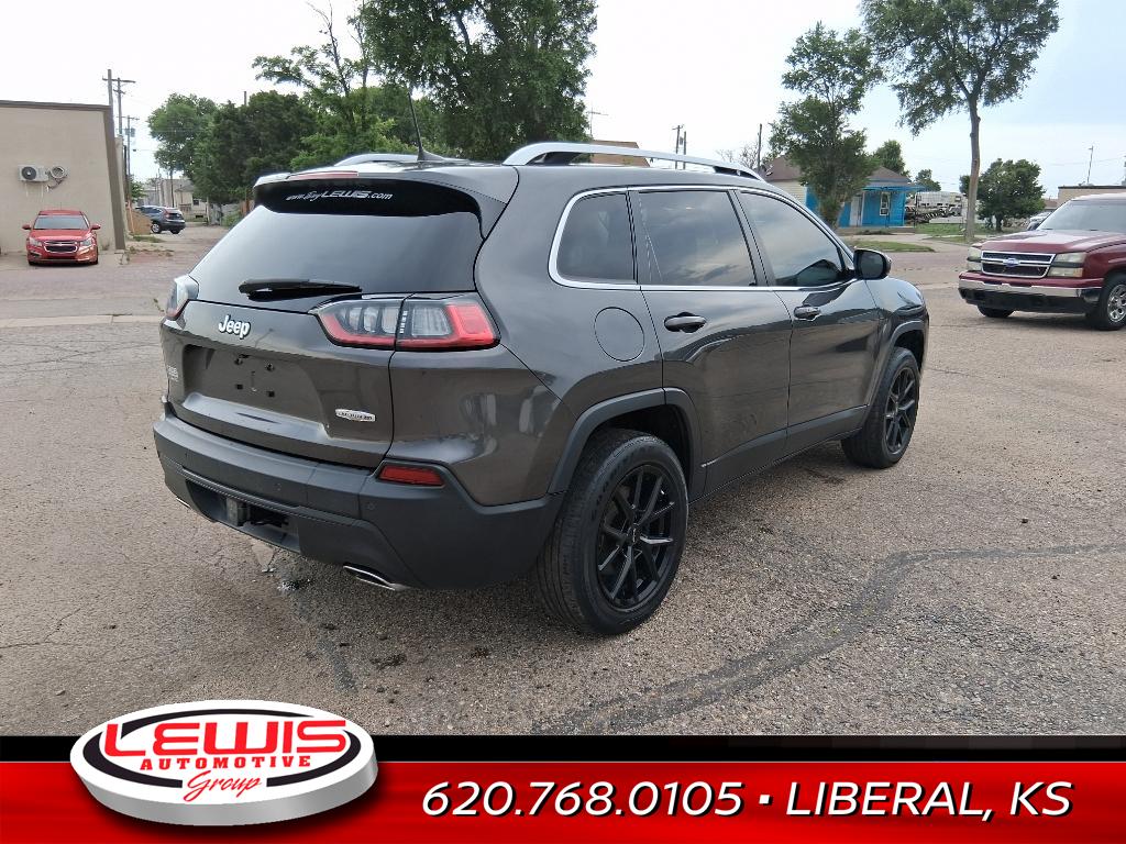 2021 Jeep Cherokee Latitude Lux photo 2