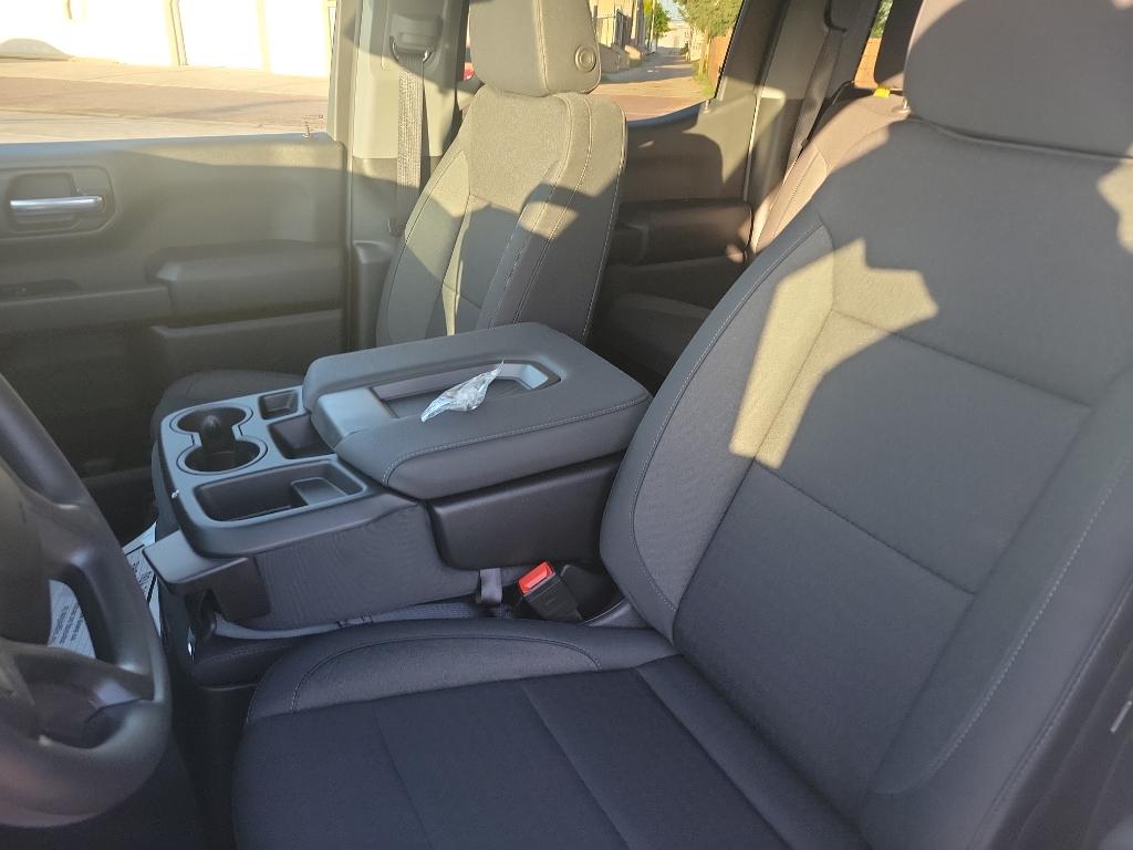 2025 Chevrolet Silverado 1500 Custom - Photo 7