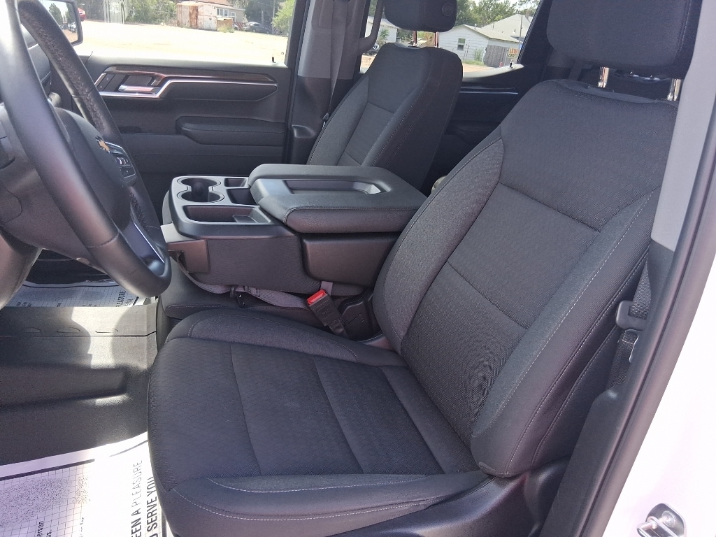 2024 Chevrolet Silverado 1500 LT - Photo 15