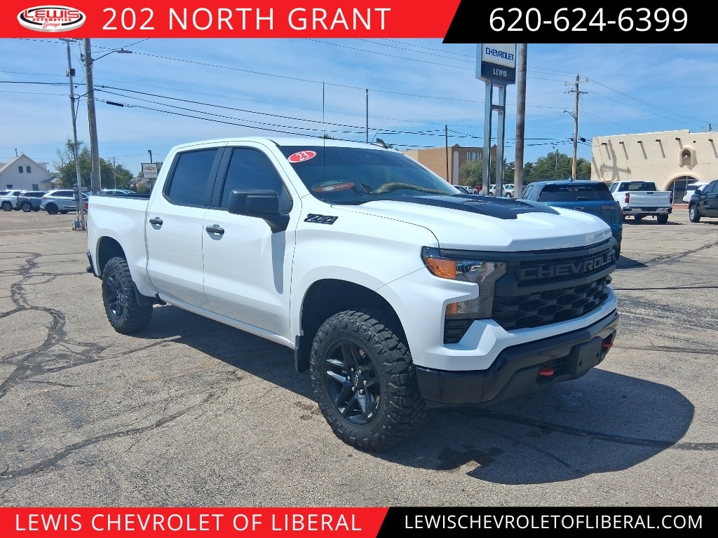 Used 2023 Chevrolet Silverado Custom Trail Boss Truck Crew Cab