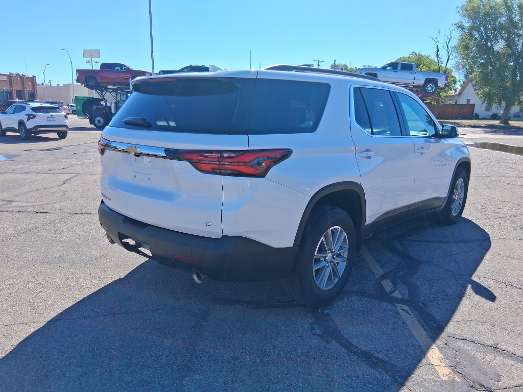 Used 2023 Chevrolet Traverse LT Cloth SUV