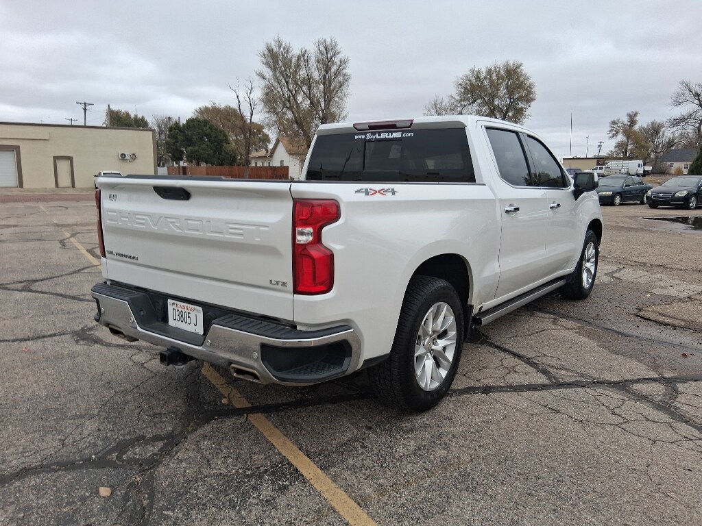 2022 Chevrolet Silverado 1500 LTZ photo 3