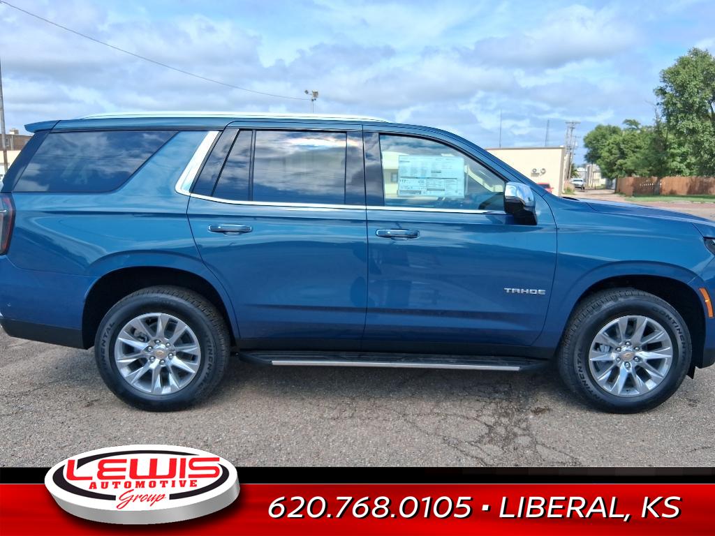 2025 Chevrolet Tahoe Premier photo 2