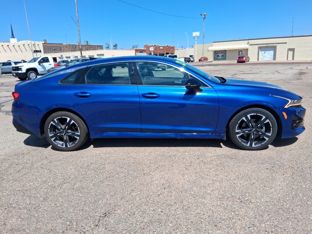 2021 Kia K5 GT-Line photo 2