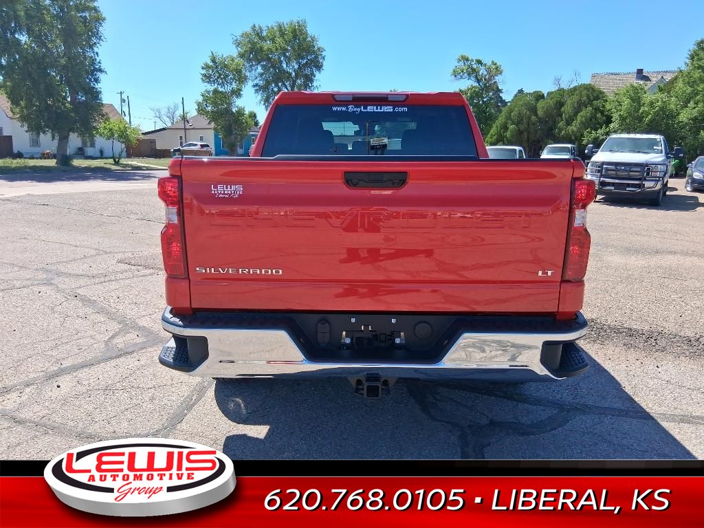 2025 Chevrolet Silverado 1500 LT photo 4