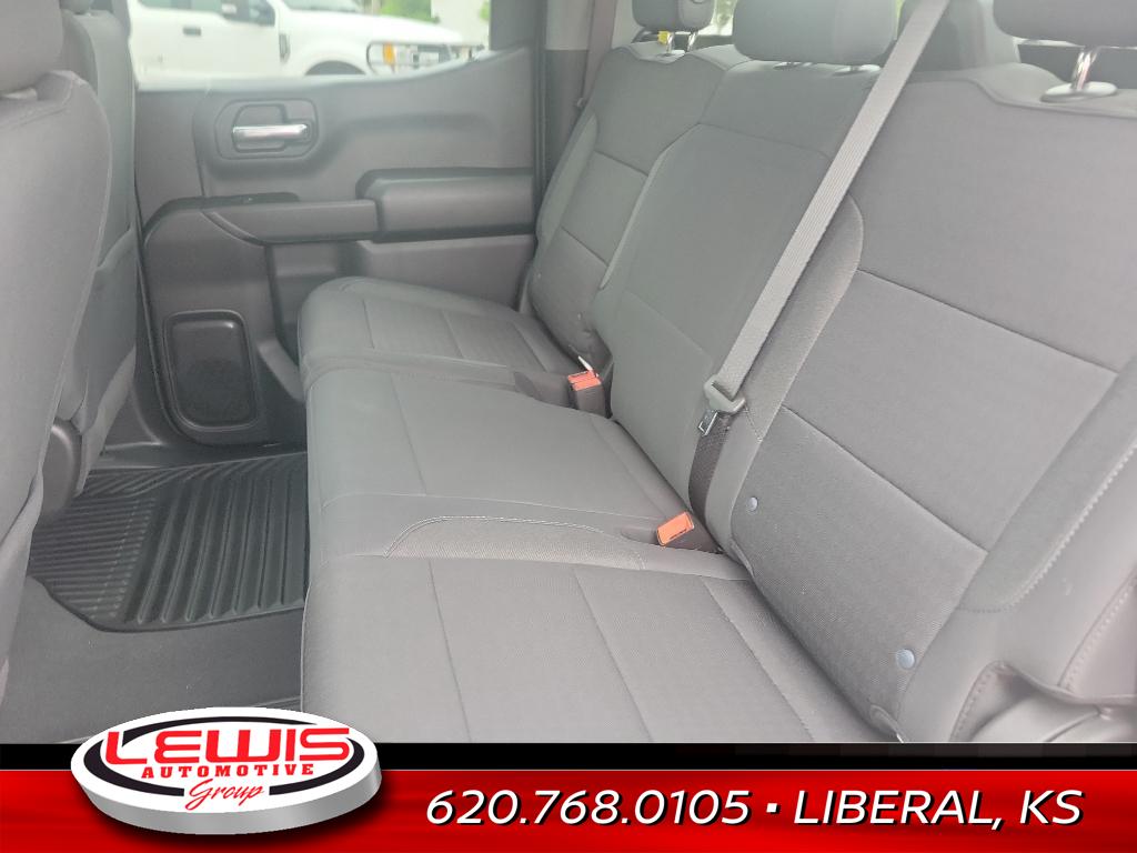 2025 Chevrolet Silverado 1500 Custom photo 4