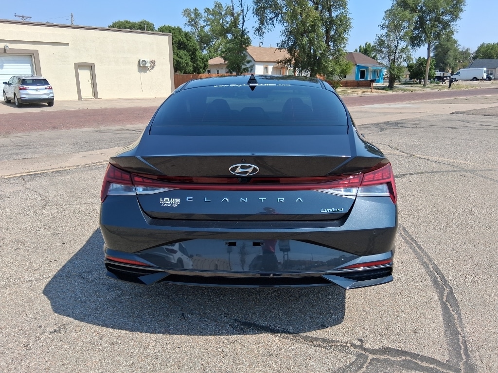 Used 2021 Hyundai Elantra Limited Sedan