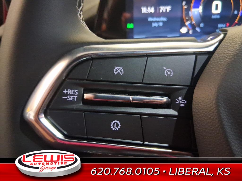 2025 Chevrolet Traverse photo 4