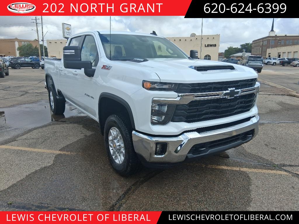 2026 Chevrolet Silverado HD LT 4WD Crew Cab Standard Box's photo