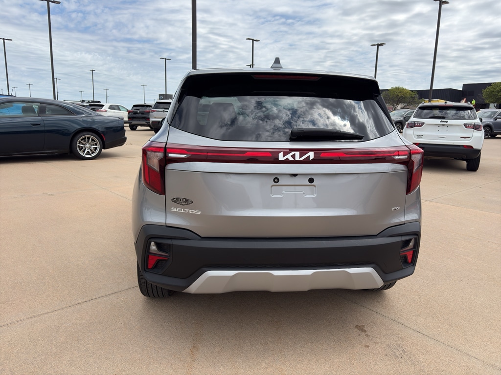 Used 2026 Kia Seltos LX SUV