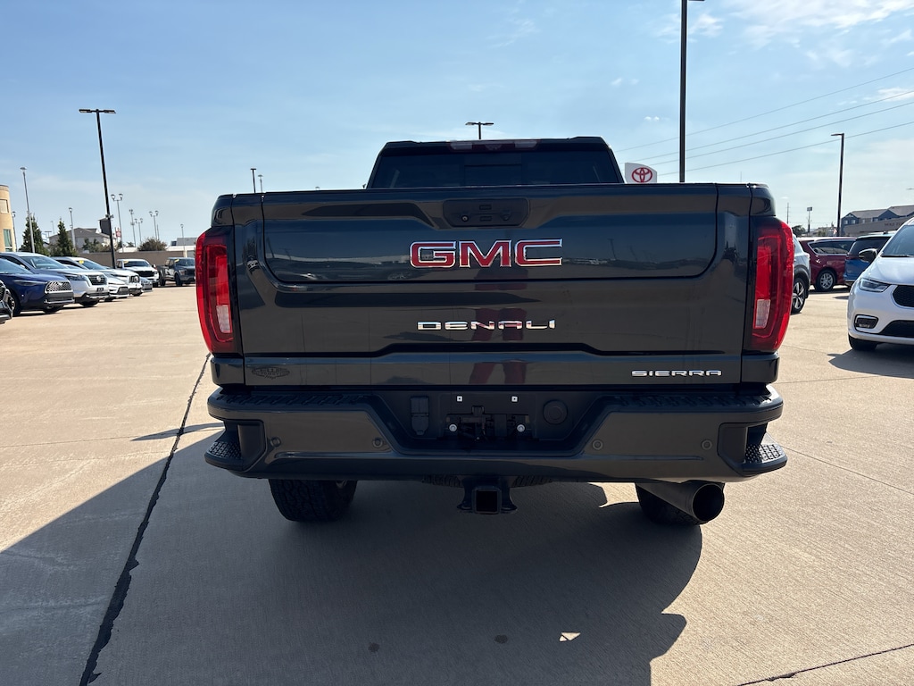 Used 2021 GMC Sierra Denali Truck Crew Cab