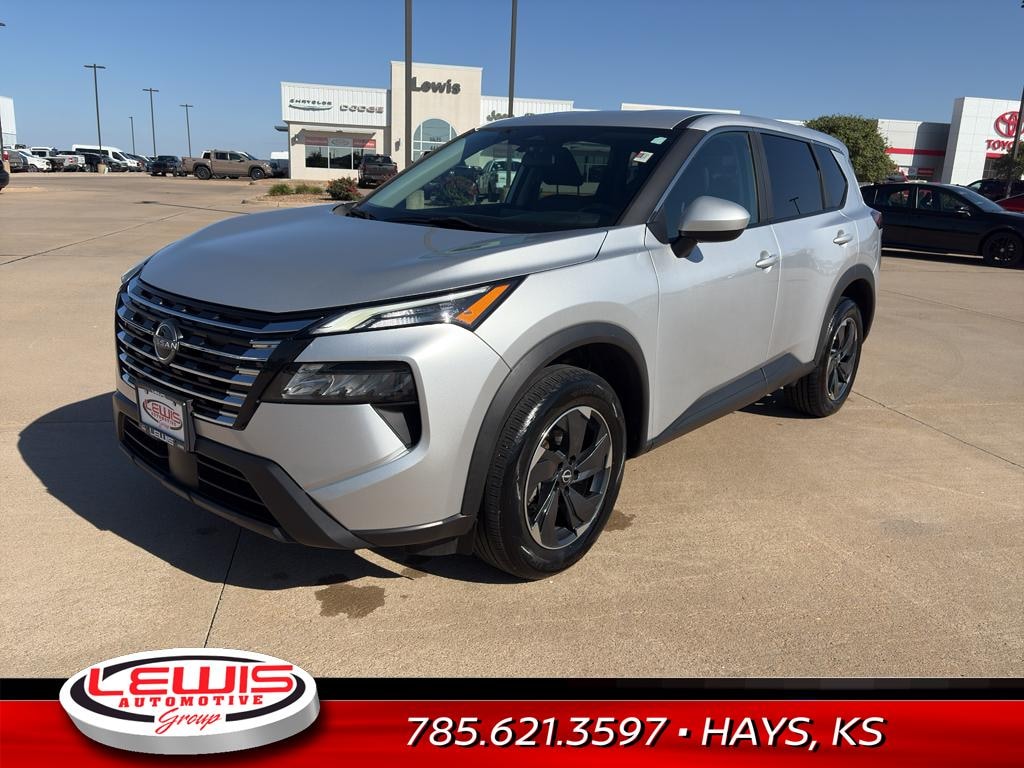 Used 2024 Nissan Rogue SV SUV