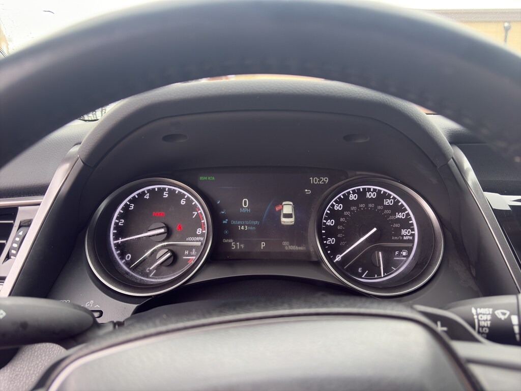 2023 Toyota Camry SE photo 3