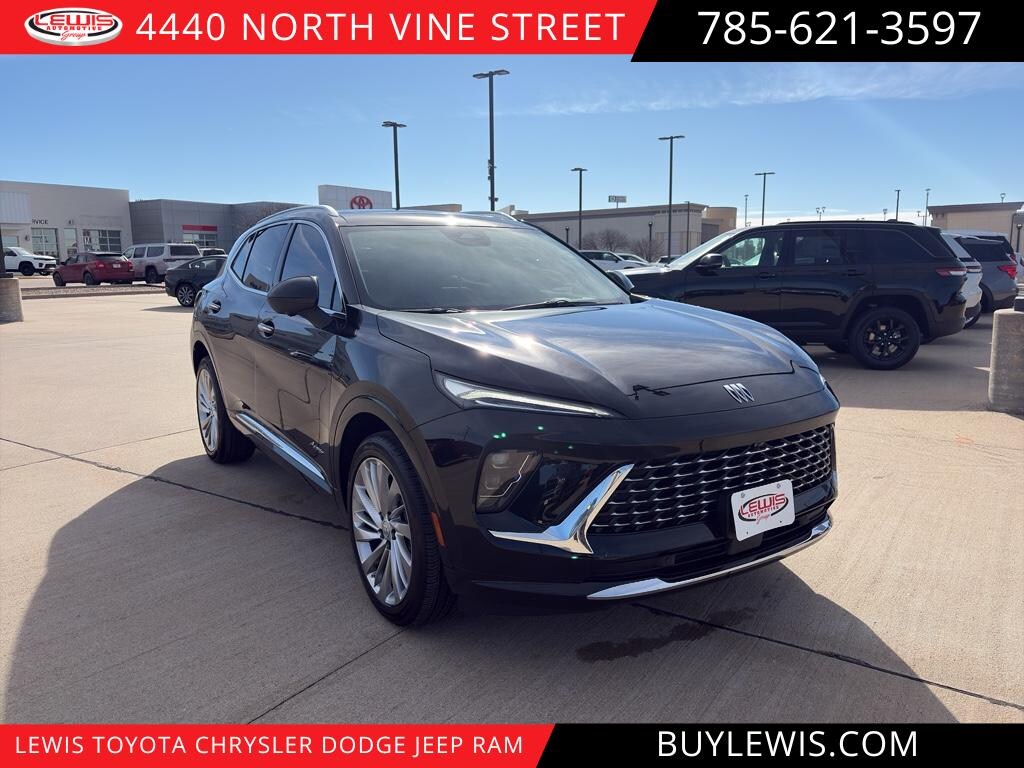 Used 2025 Buick Envision Avenir SUV