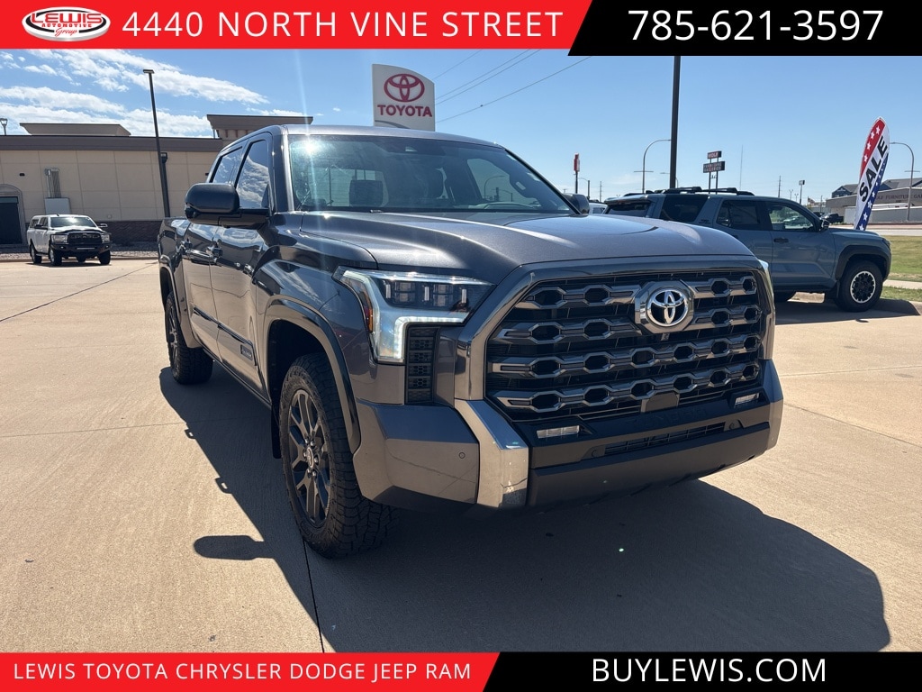 2023 Toyota Tundra Truck CrewMax 
