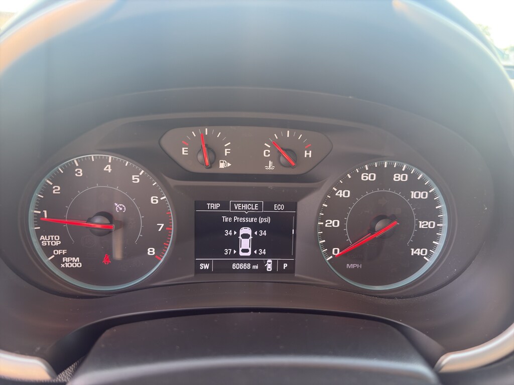 2024 Chevrolet Malibu 1LT photo 3