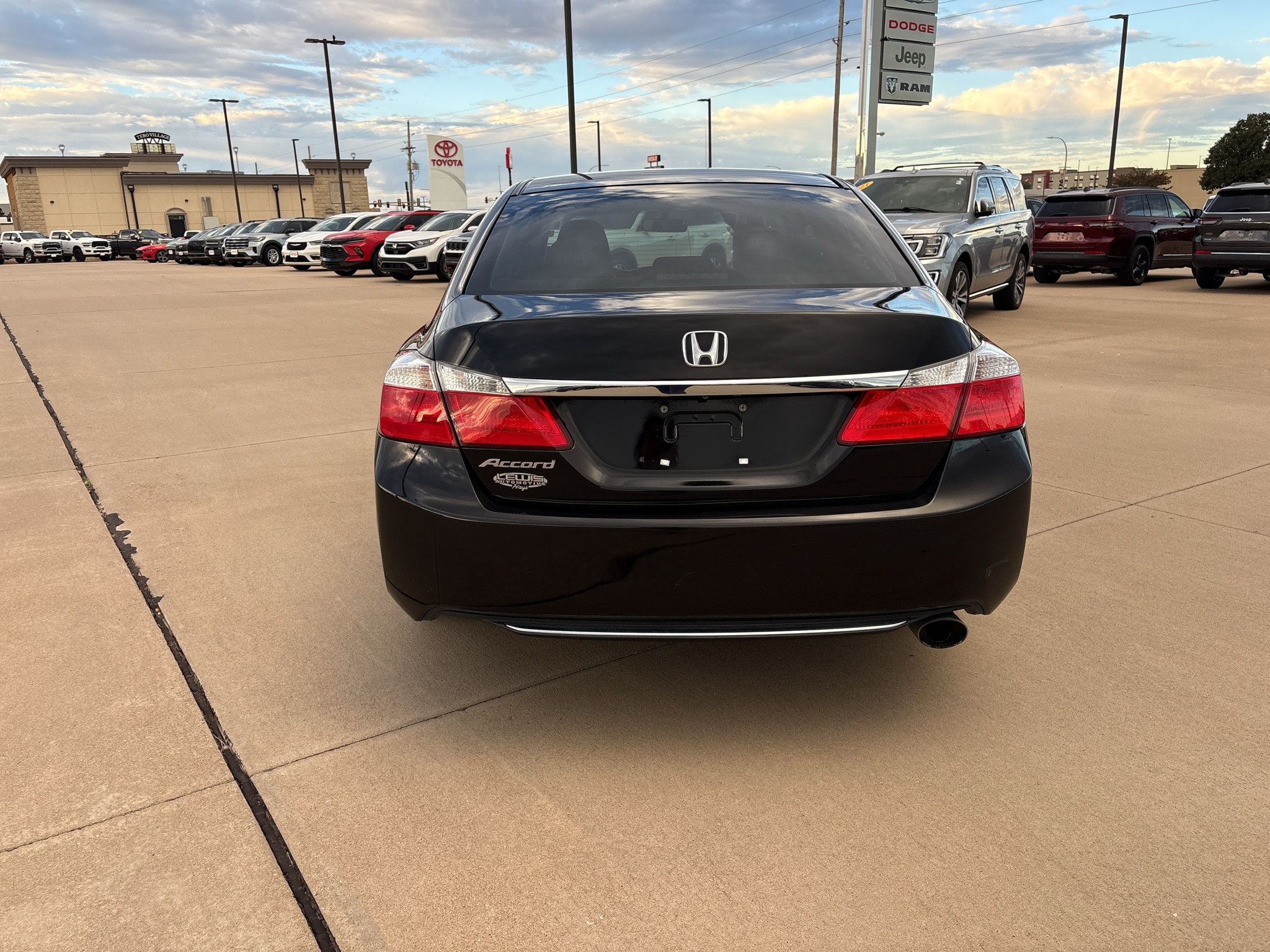 Used 2014 Honda Accord EX with VIN 1HGCR2F73EA152859 for sale in Hays, KS