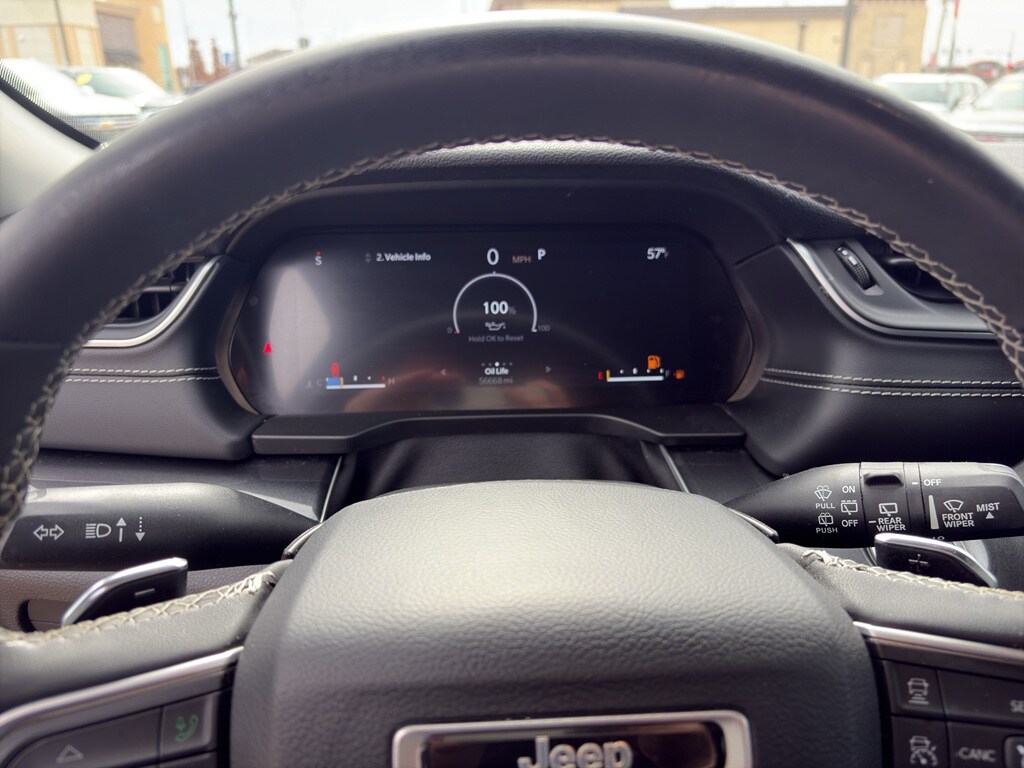 Used 2023 Jeep Grand Cherokee L Laredo SUV