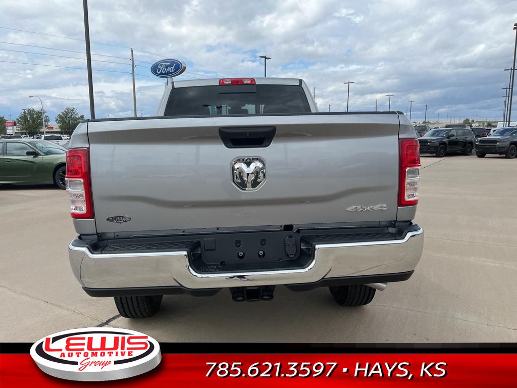 2024 Ram 2500 Tradesman photo 4