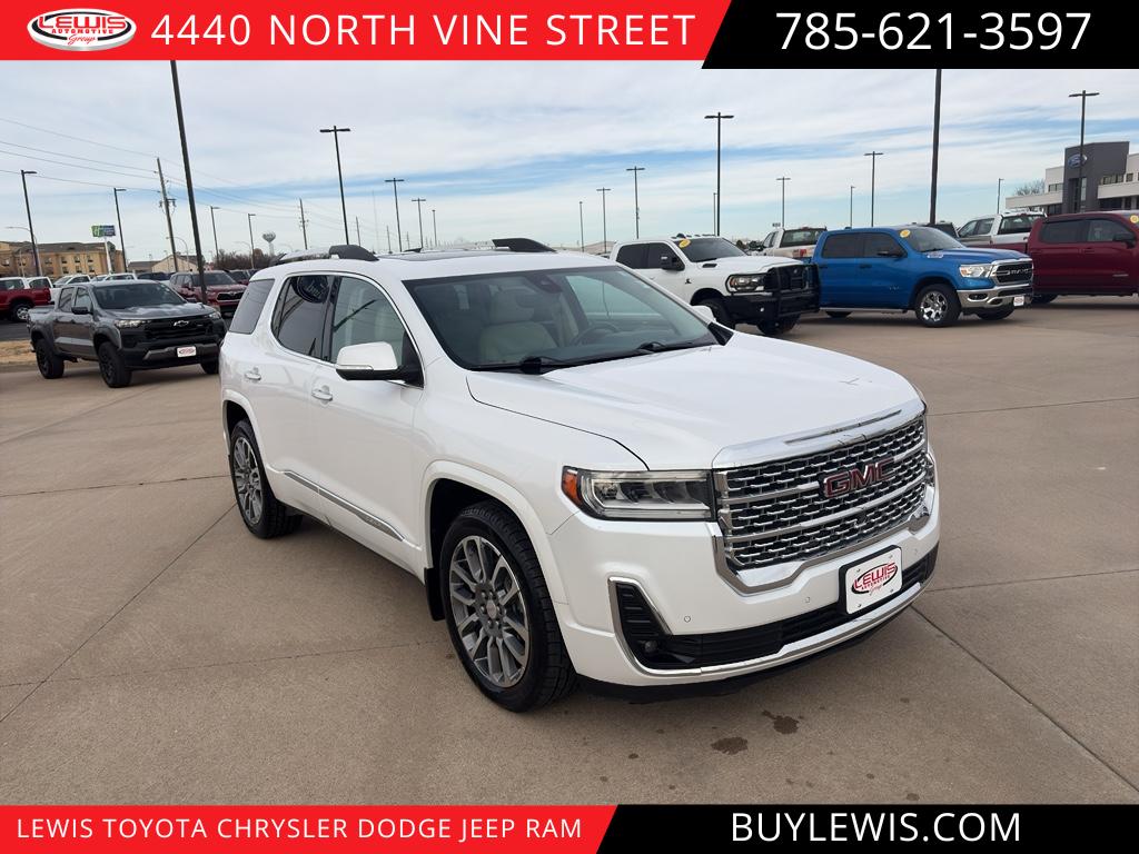 2021 GMC Acadia Denali's photo