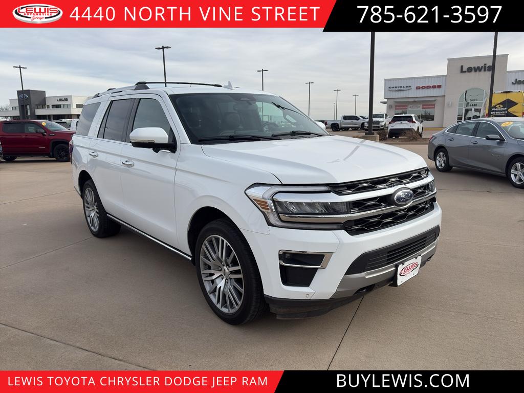 2023 Ford Expedition Limited's photo