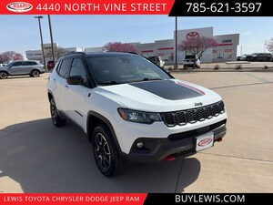 2024 Jeep Compass Trailhawk SUV