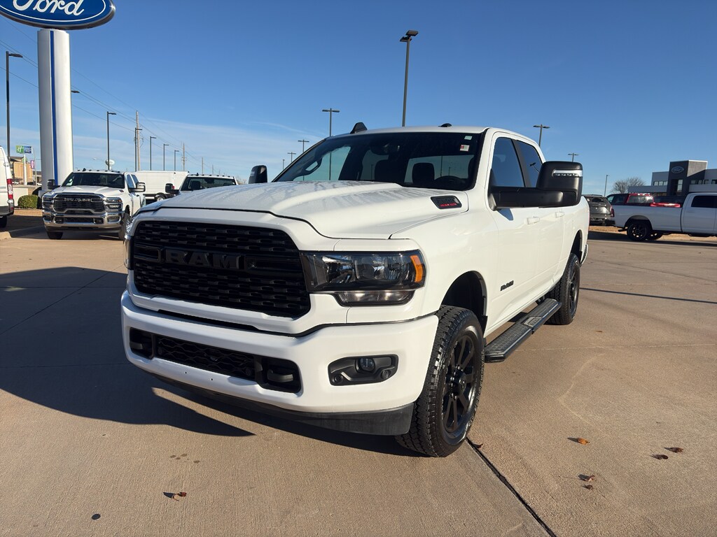 2024 Ram 2500 Big Horn photo 2