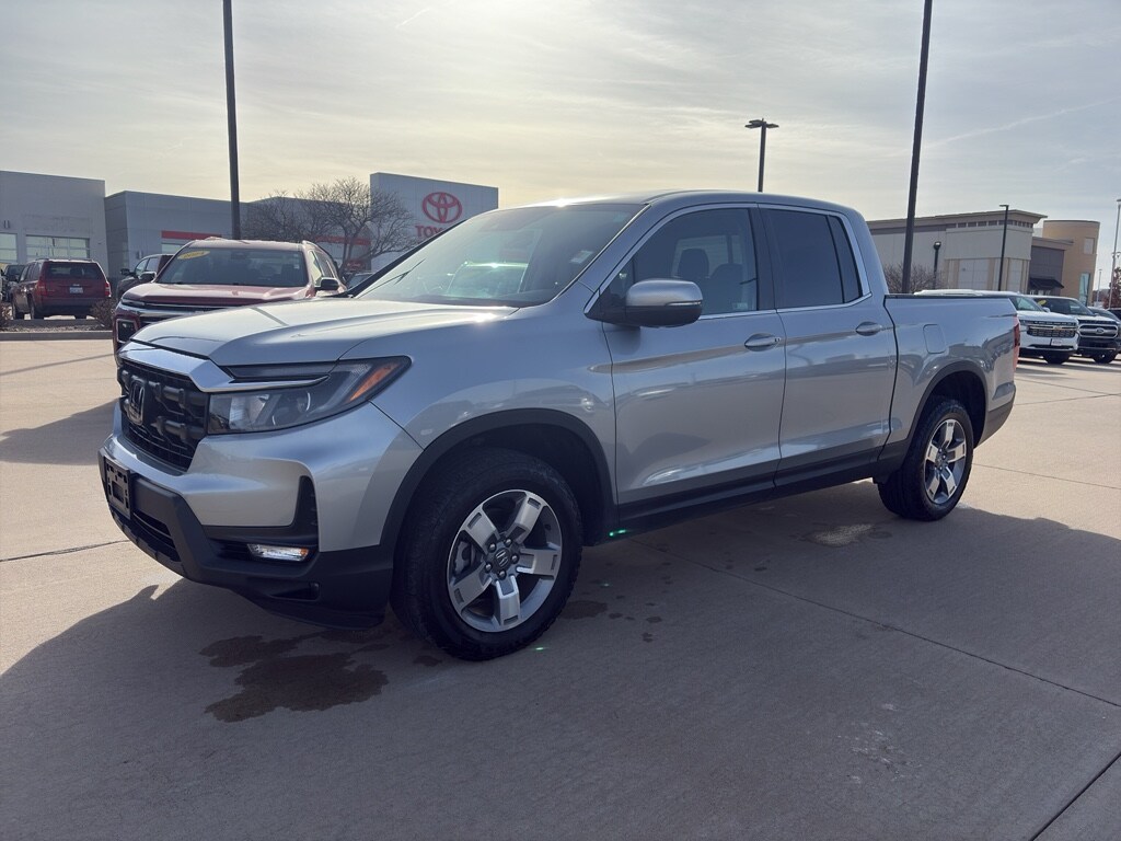 Used 2025 Honda Ridgeline RTL Truck Crew Cab