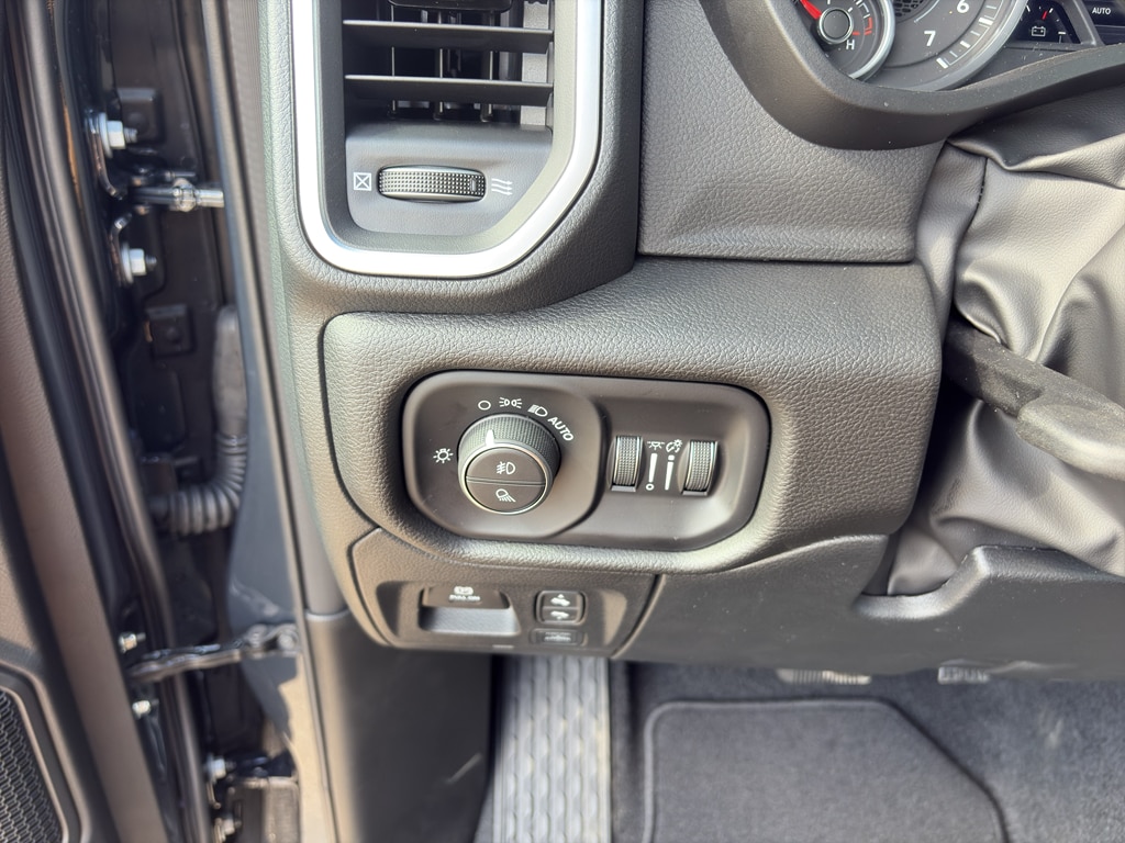 2026 RAM 1500 Big Horn/Lone Star - Photo 8