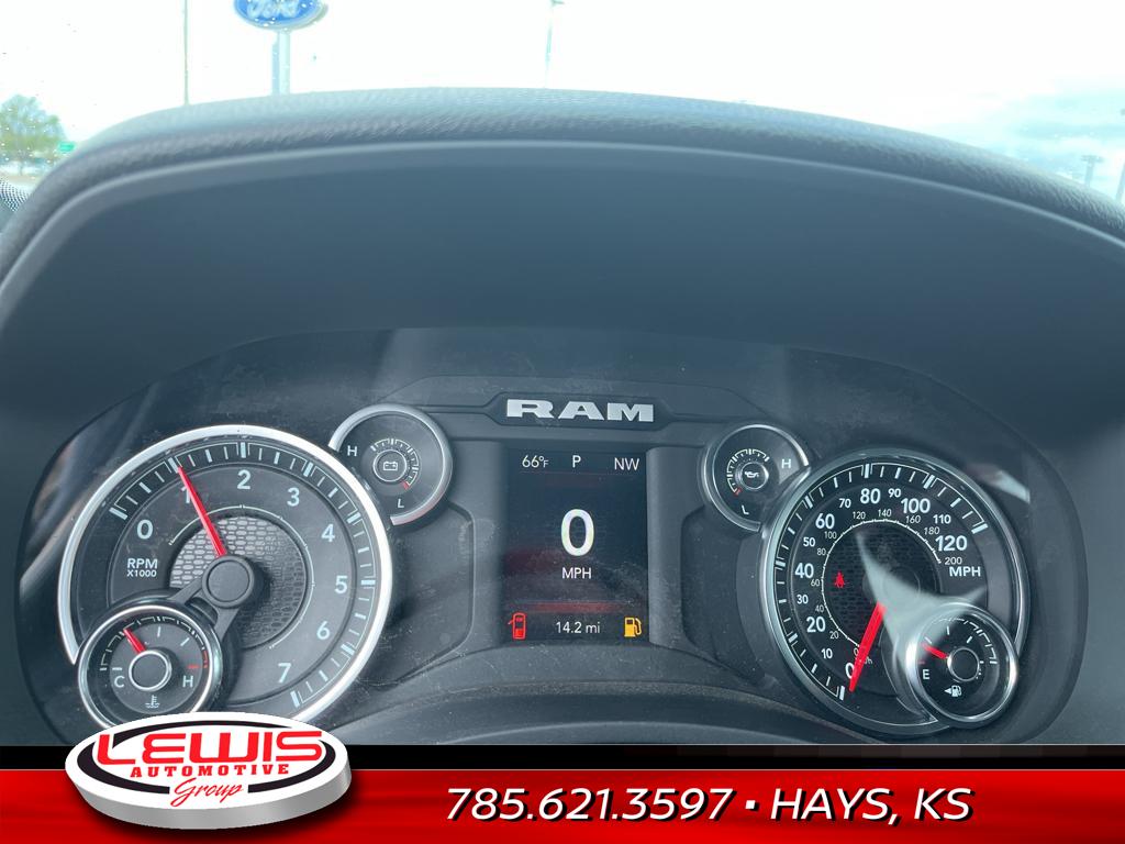 2024 Ram 2500 Tradesman photo 3
