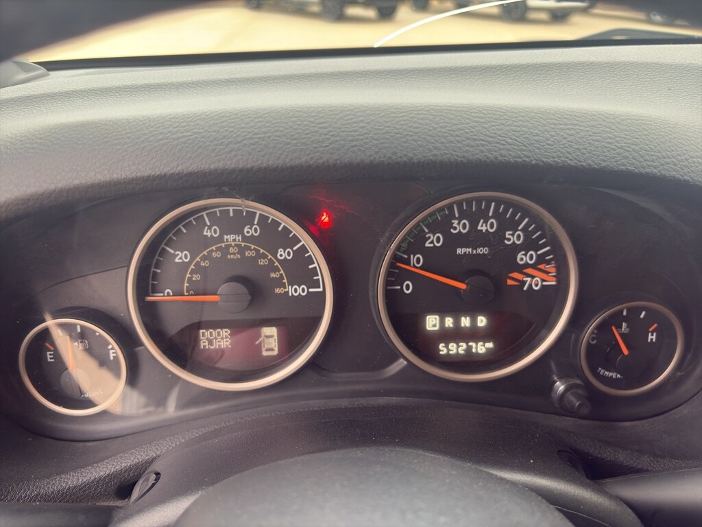 2016 Jeep Wrangler Anniversary Edition photo 3