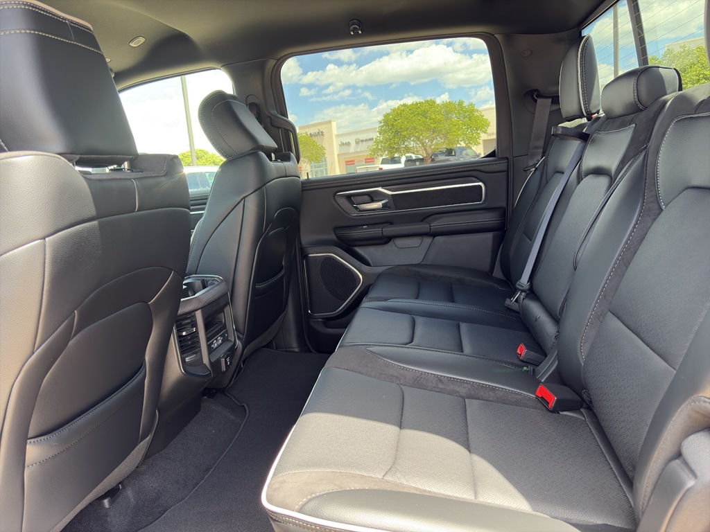 2026 RAM 1500 Laramie - Photo 10