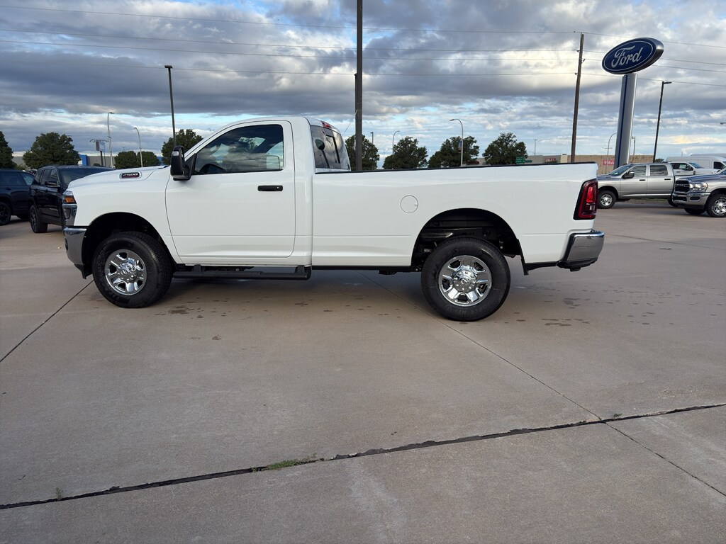 2026 RAM 2500 Tradesman - Photo 12