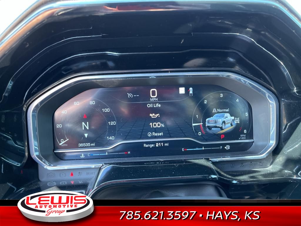 Used 2022 GMC Sierra 1500 SLT with VIN 3GTUUDEDXNG599596 for sale in Hays, KS