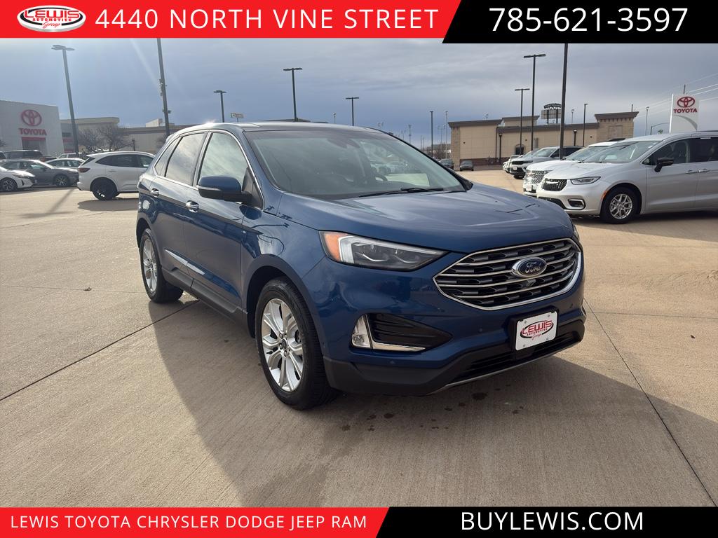 2020 Ford Edge Titanium's photo