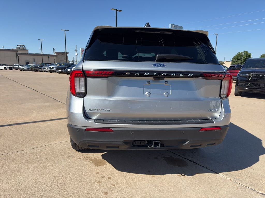 Used 2025 Ford Explorer Active SUV