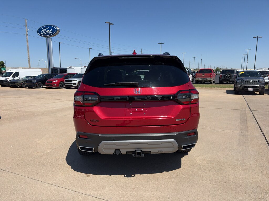 Used 2024 Honda Pilot Touring SUV