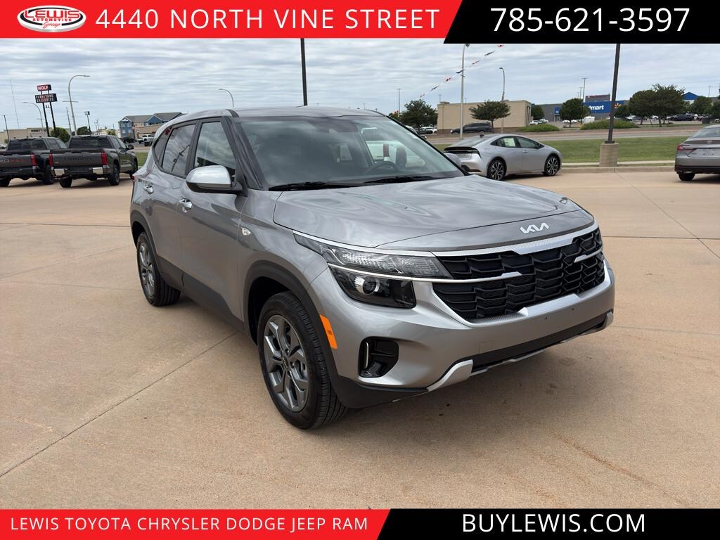 Used 2026 Kia Seltos LX SUV