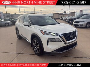 2023 Nissan Rogue SL SUV