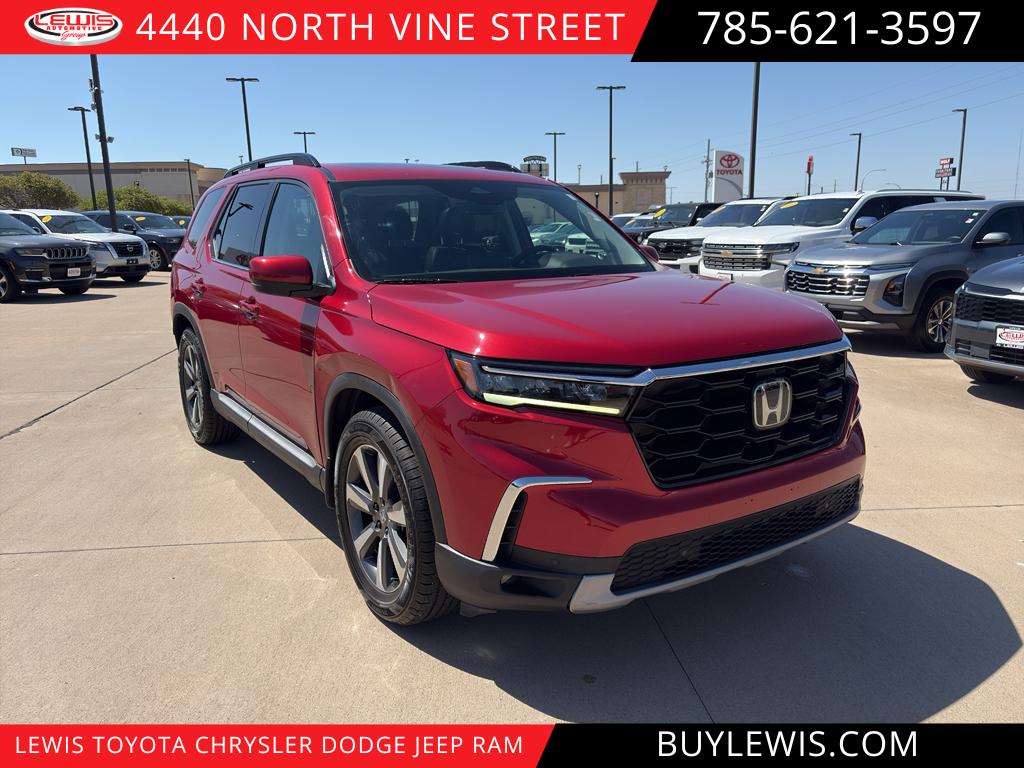 2024 Honda Pilot Touring 2WD's photo