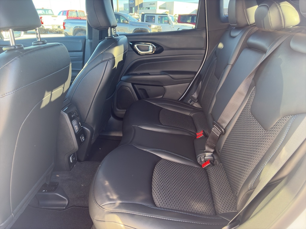 2026 Jeep Compass Latitude Altitude - Photo 11