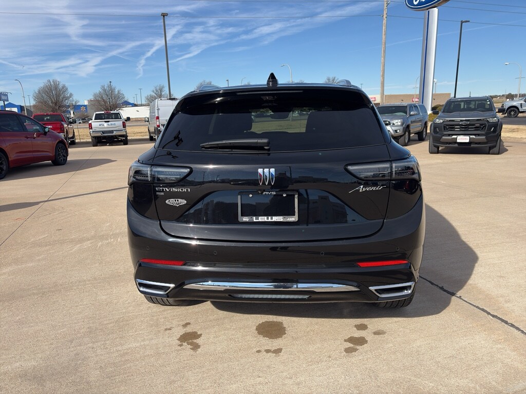 Used 2025 Buick Envision Avenir SUV